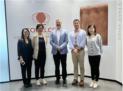 Besuchen Sie die Niederlassung unserer chilenischen Kunden in Shanghai